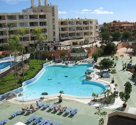 Ξενοδοχείο με διαμερίσματα Golf Park