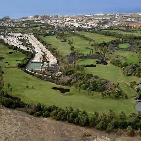 Ξενοδοχείο με διαμερίσματα Golf Park