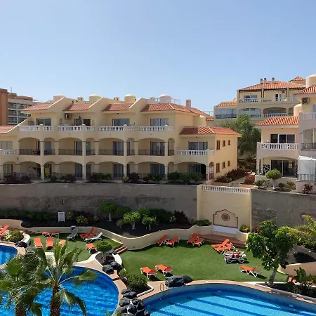 Ξενοδοχείο με διαμερίσματα Golf Park 3*